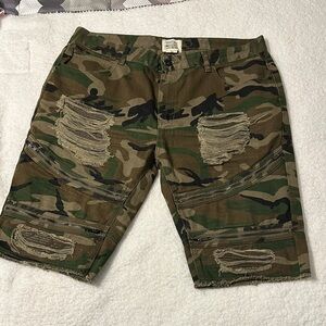 Men's Camouflage Cargo Shorts with Distressed Design
